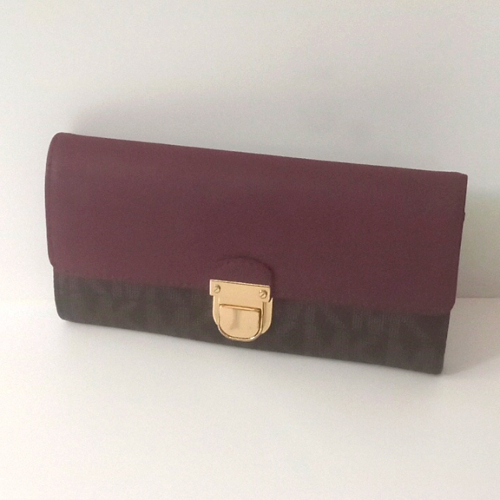Michael Kors Purple and Brown Monogram Wallet For Women With Card Holders (GOOD)